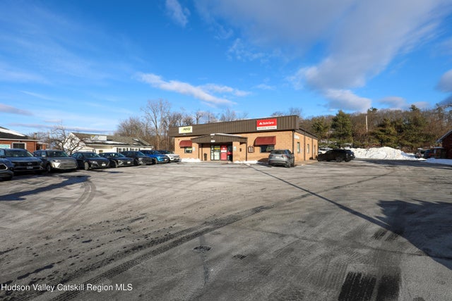 790 Ulster Avenue, Kingston