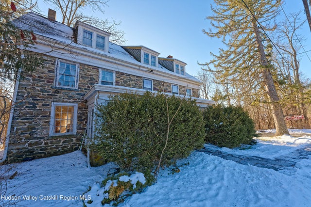 3953-3955 Route 209, Stone Ridge