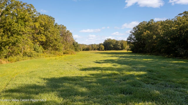 161 Roundtop Road, Germantown