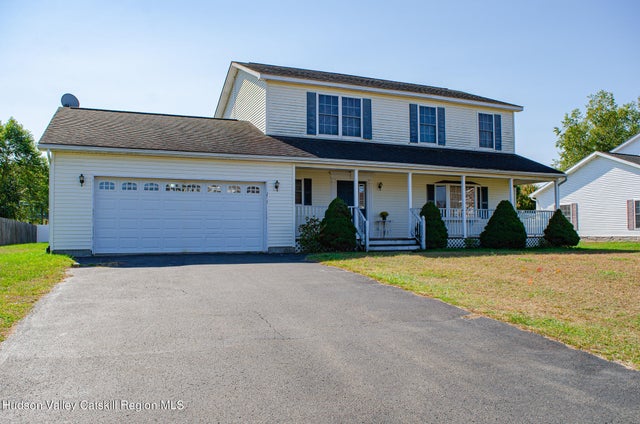 126 Canterbury Drive, Saugerties