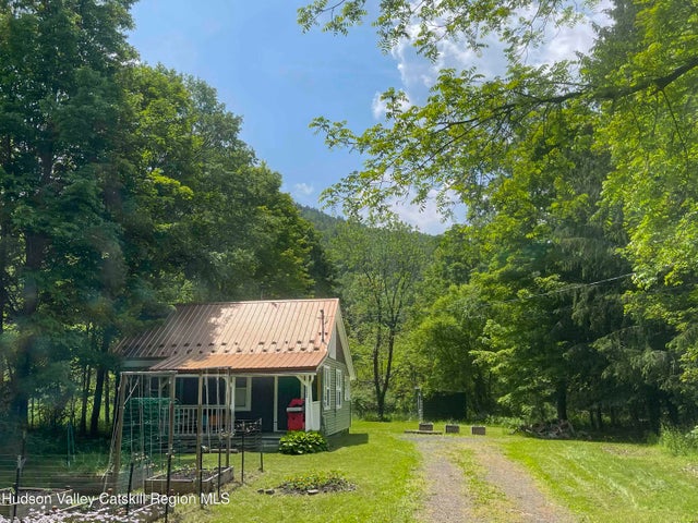 1232 Route 990v, Gilboa
