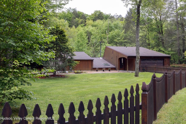 494 Edwards Road, Monticello