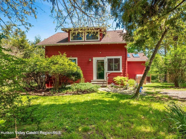 12 Library Lane, Woodstock