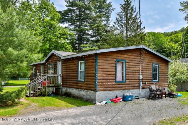 93 Spruce Street, Tannersville