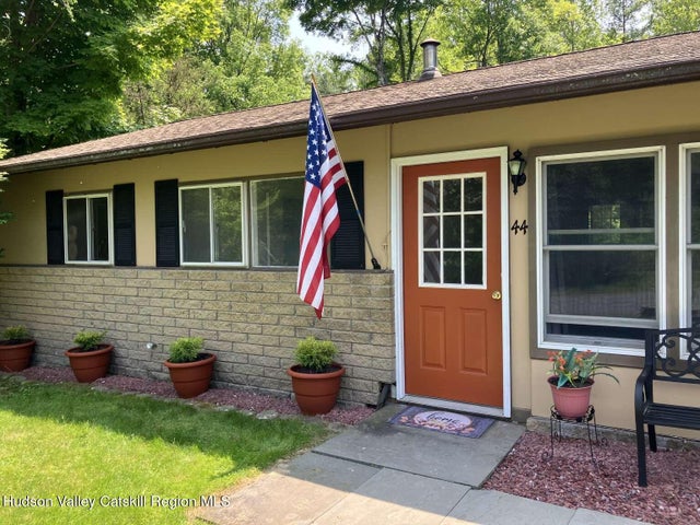 44 Overlook Drive, Woodstock