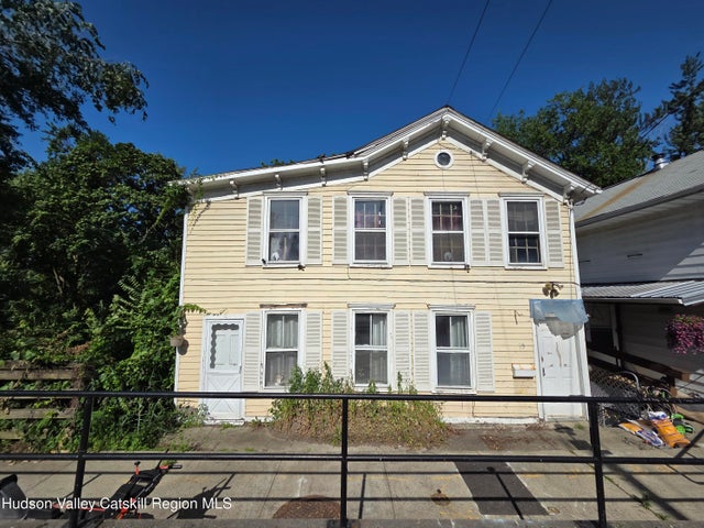 95 Spring Street, Catskill