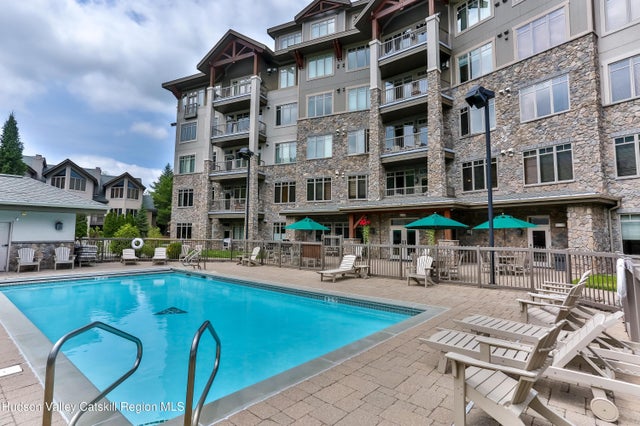 10 Enclave North Drive 106, Windham