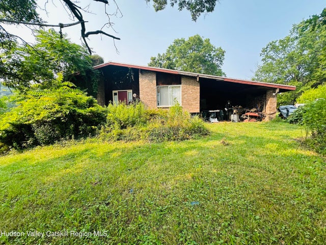 98 Mower Mill Road, Saugerties