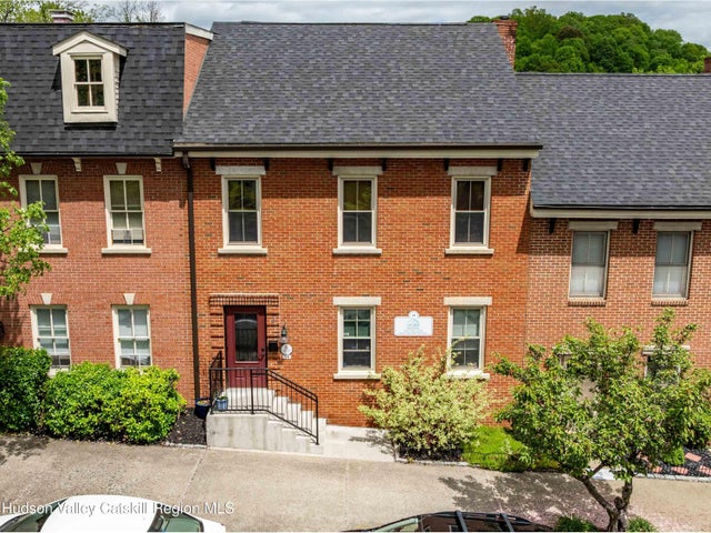 74 Broadway, Kingston