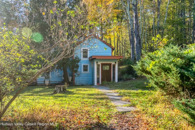 4270 Ny-212, Lake Hill