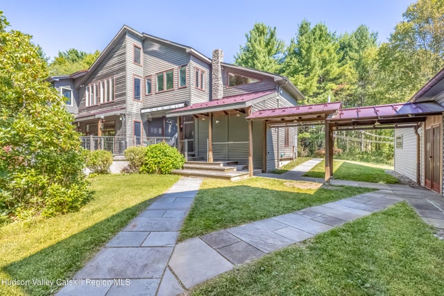 16 Lower Sahler Mill Road, Olivebridge