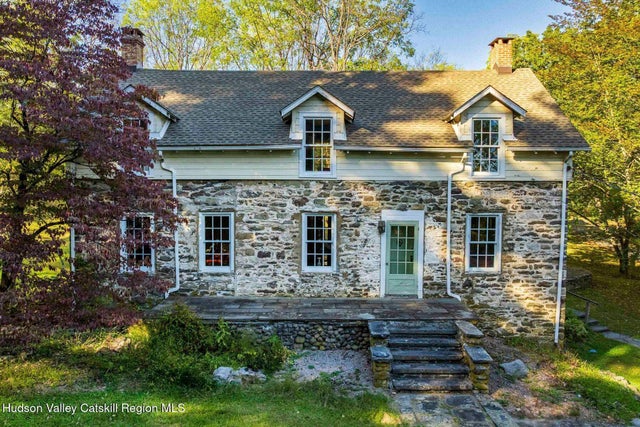 392-396 Cottekill Road, Stone Ridge