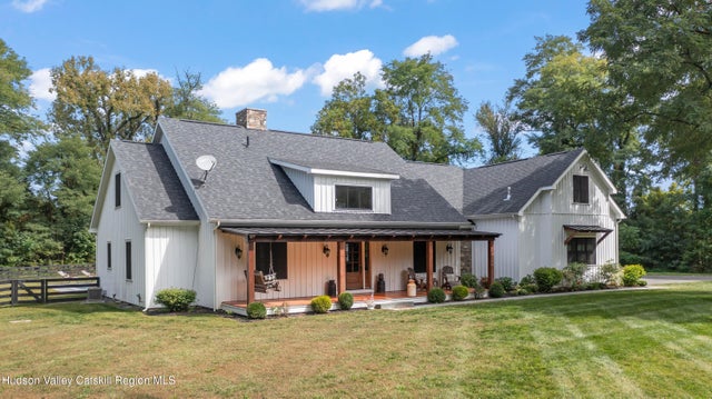 5988 Ny-9h, Claverack