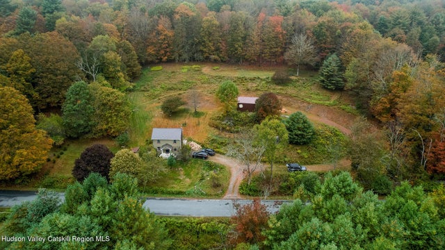 892 Benton Hollow Road, Woodbourne