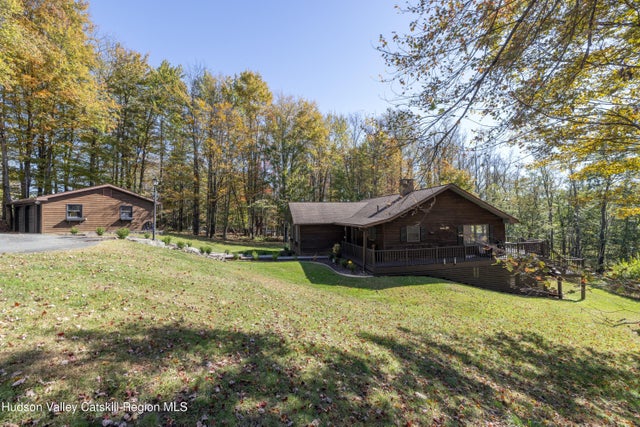 211 Hastings Court, Grahamsville