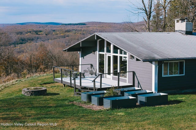 13 N N Pond Drive, Parksville