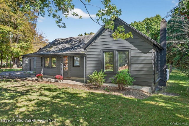 718 Springtown Road, Tillson