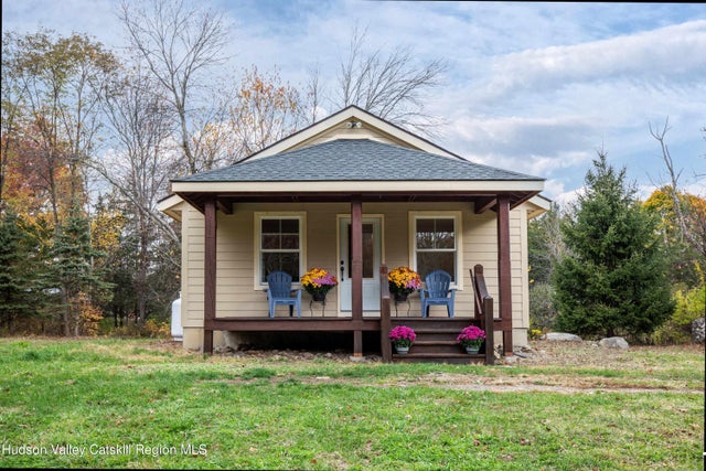 9 Bobcat Lane, Staatsburg