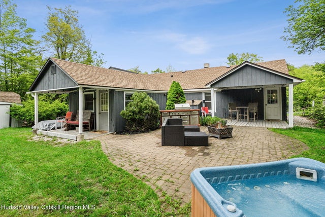 18 Rail Road Avenue, Tannersville