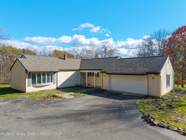 200 Hinrichsen Heights Road, Coxsackie