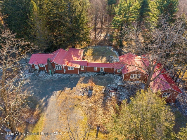 403 Blueberry Hill Road, Middleburgh