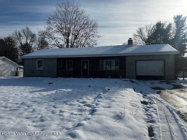 15 Amherst Road, Red Hook