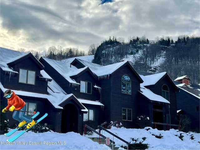 73 Liftside Drive B4, Hunter