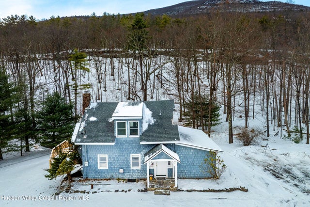 257 W Saugerties Road, Woodstock