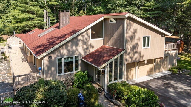 68 Tall Oaks Drive, Kingston