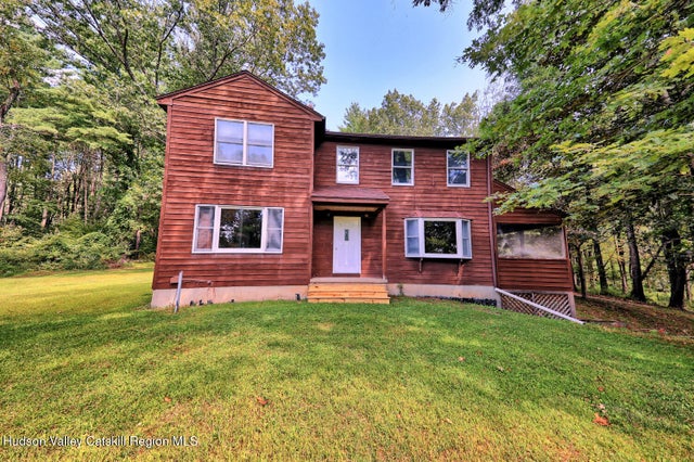 70 Horseneck Road, Freehold