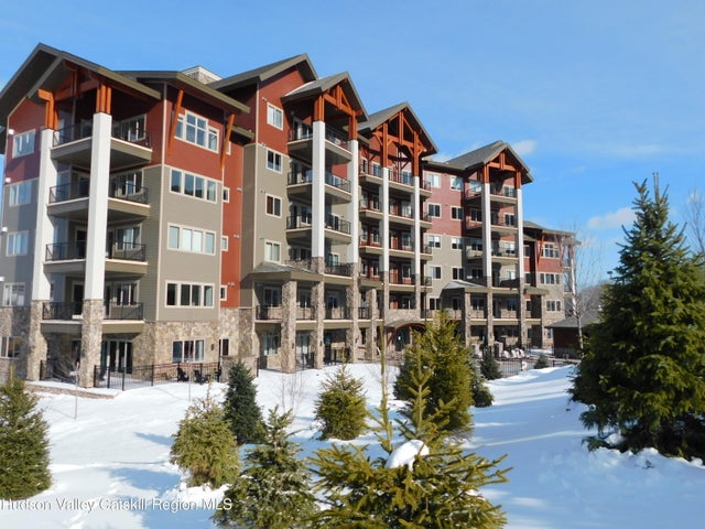 11 Whisper Creek Drive 503, Windham