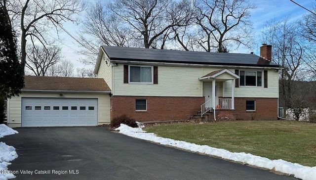 208 Sawmill Road, Lake Katrine