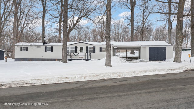 321 Tishauser Road, Hudson