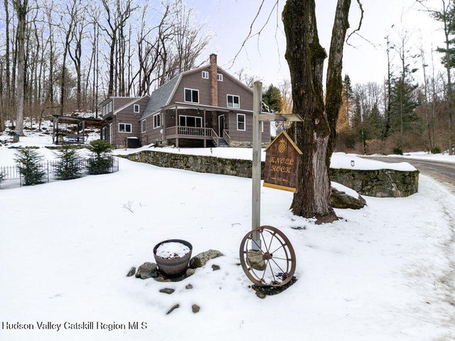 91 Miller Road, Canaan