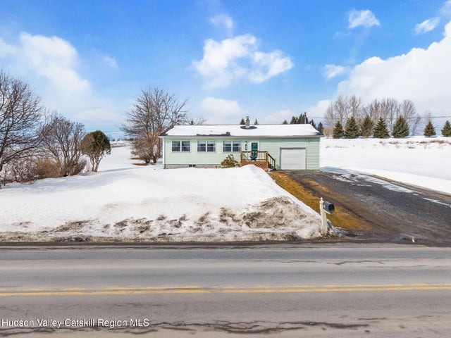 561 Grovenors Corners Road, Cobleskill