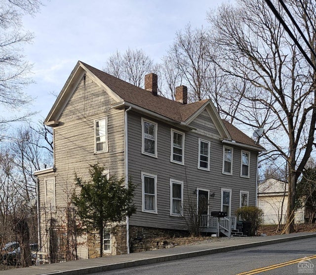 36 Spring Street, Chatham