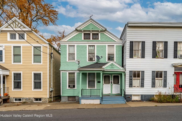 544 State Street, Hudson