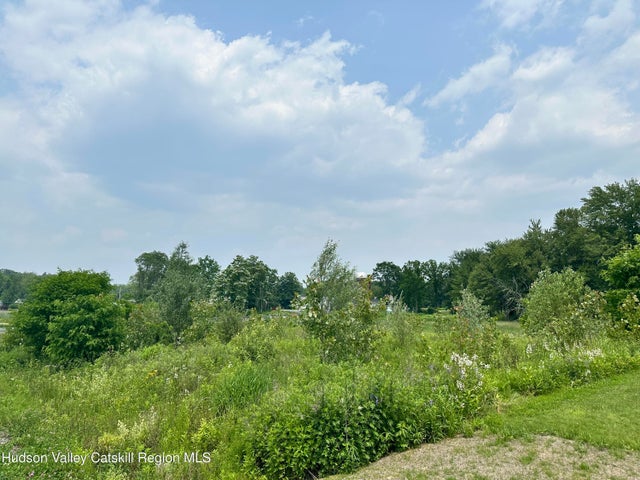 27 Broadway Road, Saugerties