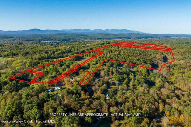 392-396 Cottekill Road, Stone Ridge