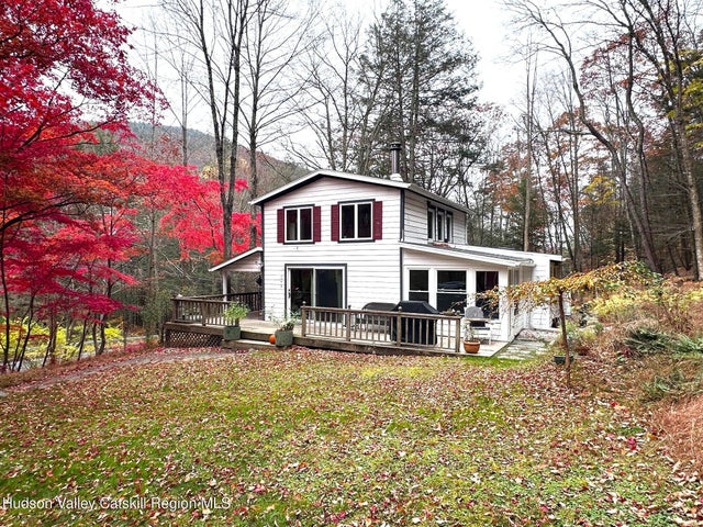 3555 Route 212, Woodstock