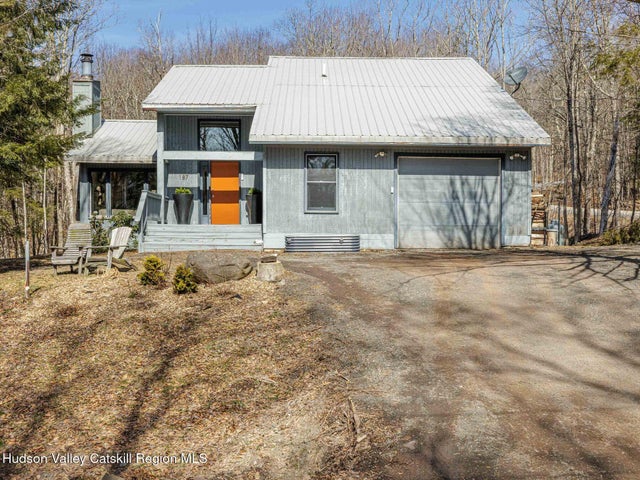 187 Wanatuska Court, Middletown