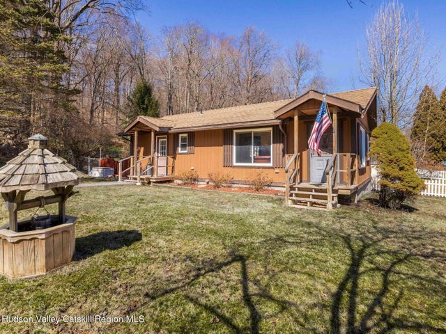 77 Beekman Drive, Carmel