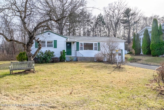 21 Arthur Lane, Saugerties