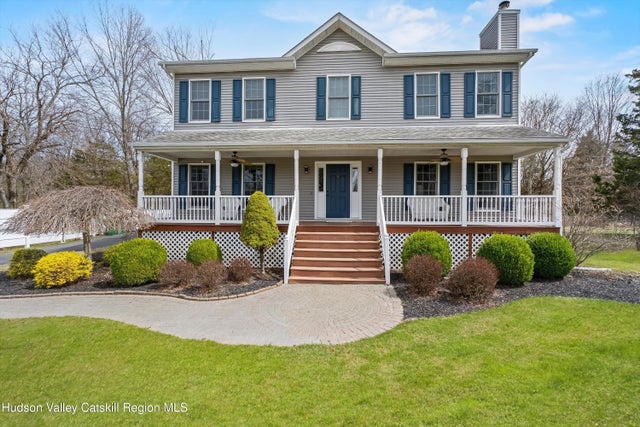 54 Sleight Plass Road, Poughkeepsie