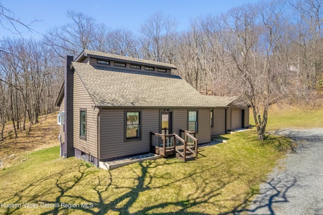 97 Vista Maria, Cragsmoor