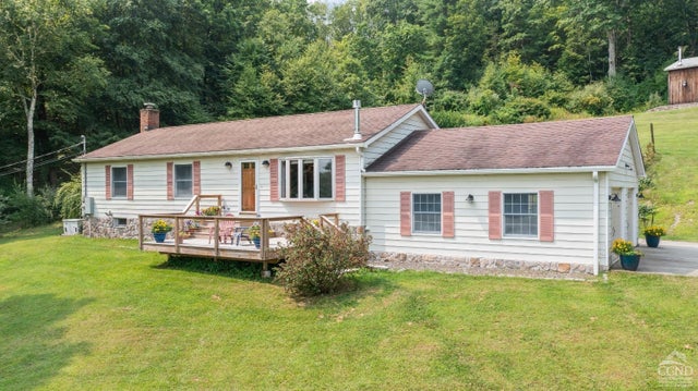 353 New Forge Road 1, Ancram