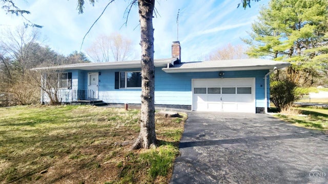 27 Meadow Lane, Cairo