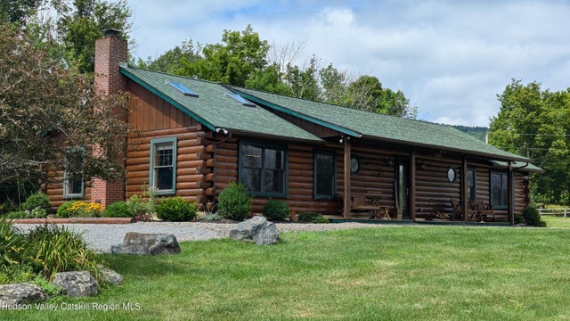 754 Merwin Street, Jewett