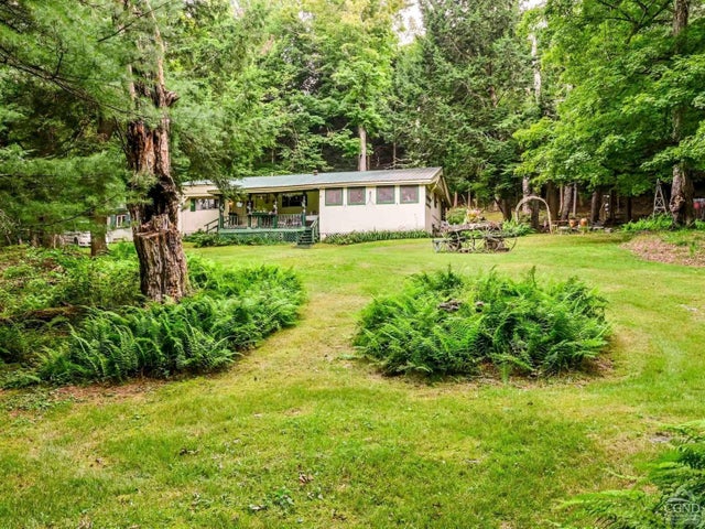 1772 Route 296, Jewett