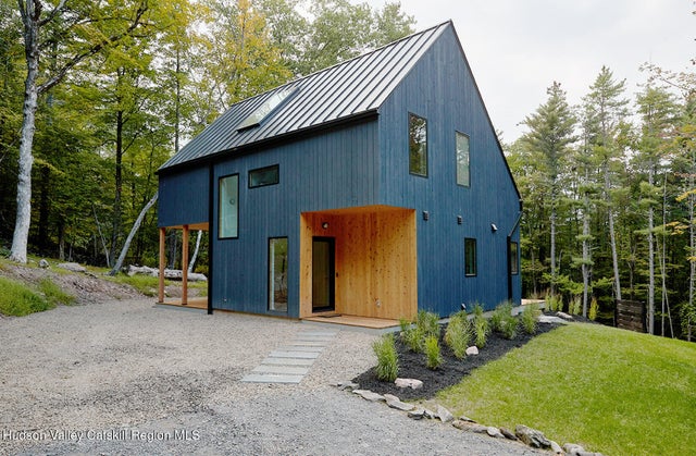 99 Cannon Circle, Woodstock